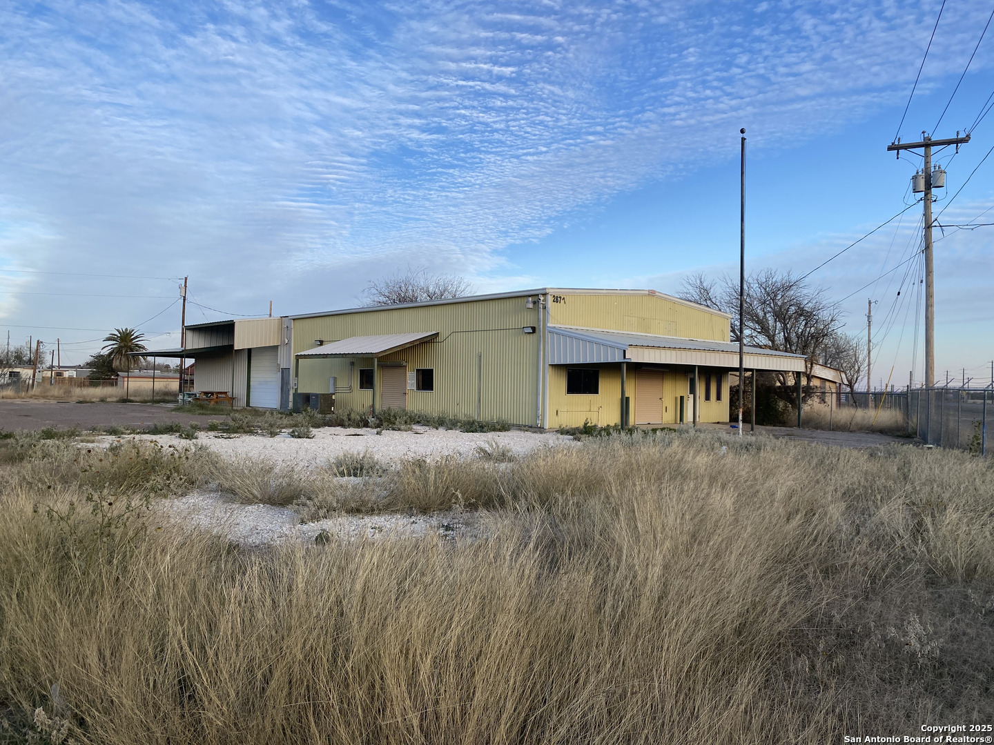 main property photo 6