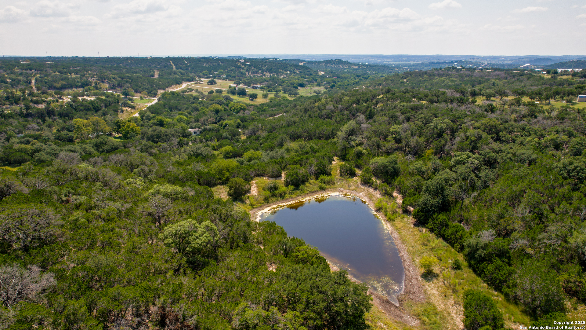 main property photo 11