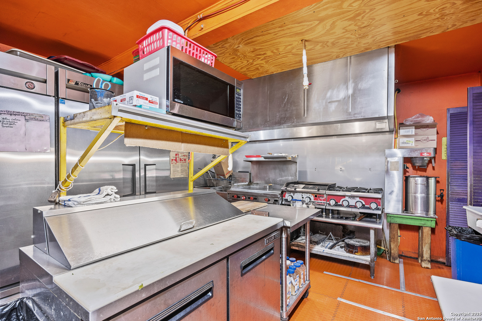 main property photo 16