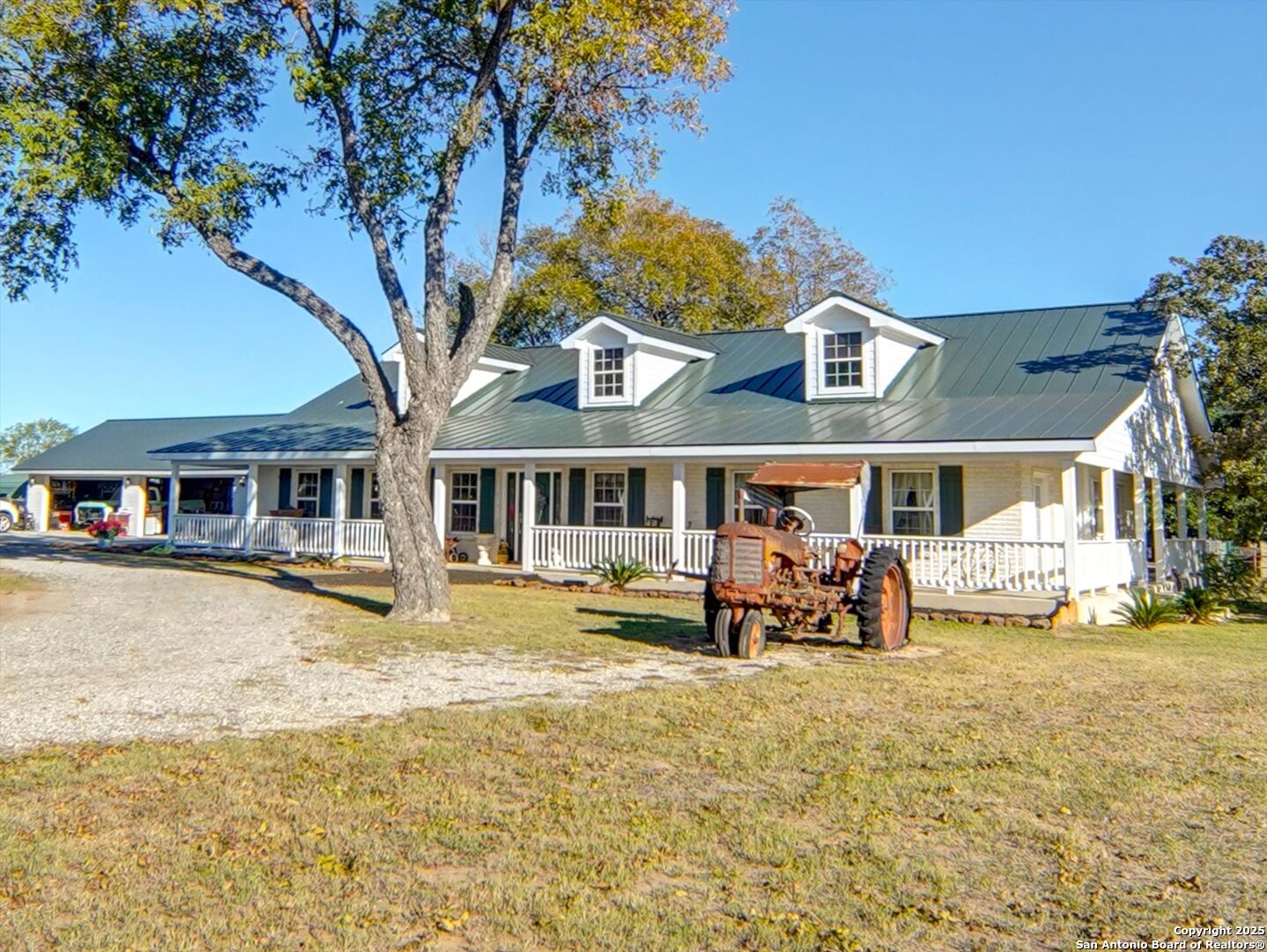 main property photo 1