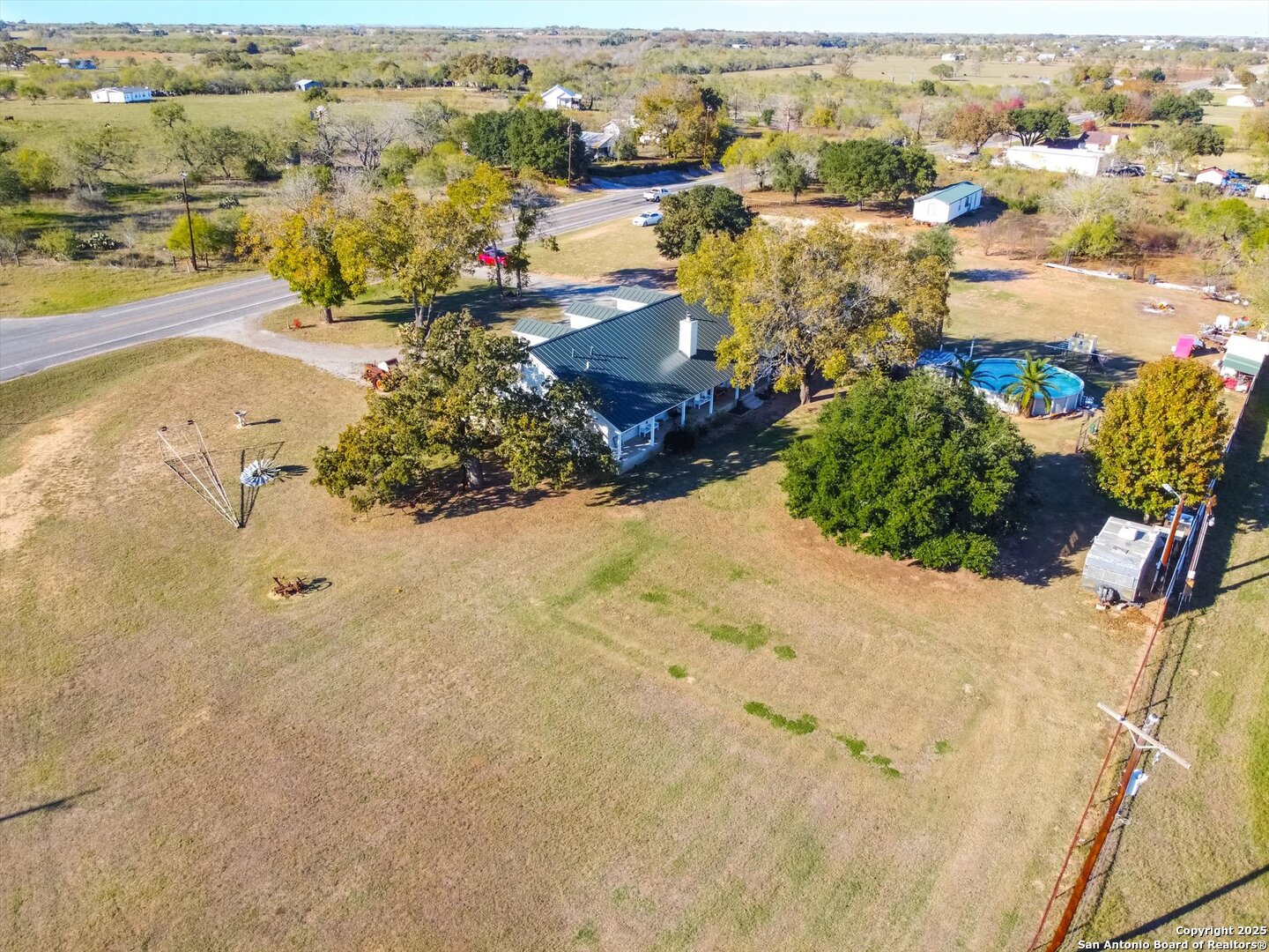 main property photo 10
