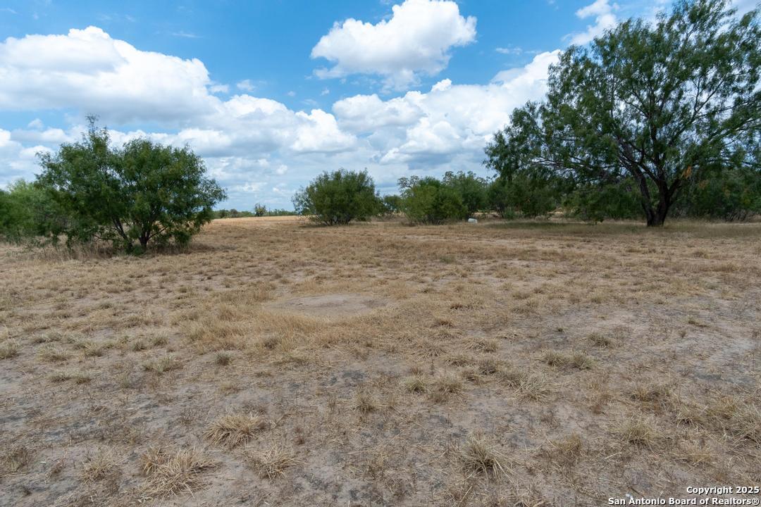 main property photo 13
