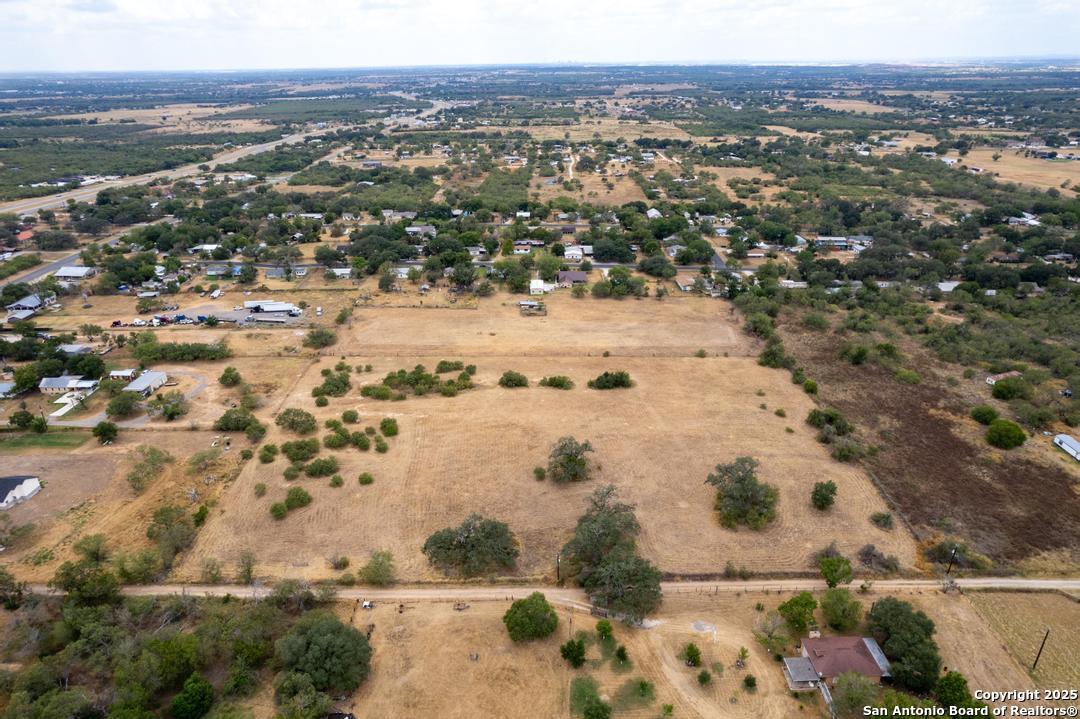main property photo 36