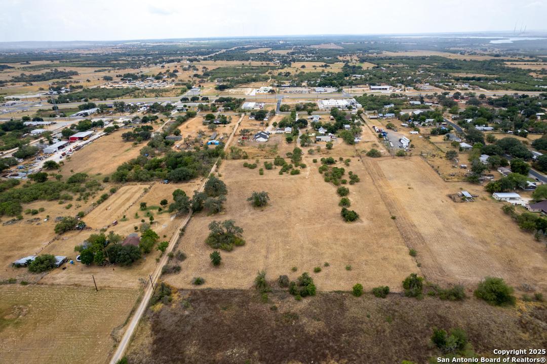 main property photo 38