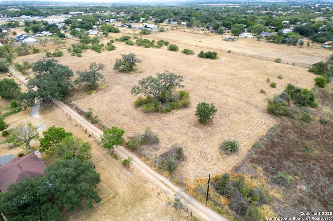 main property photo 39
