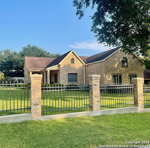 main property photo 4