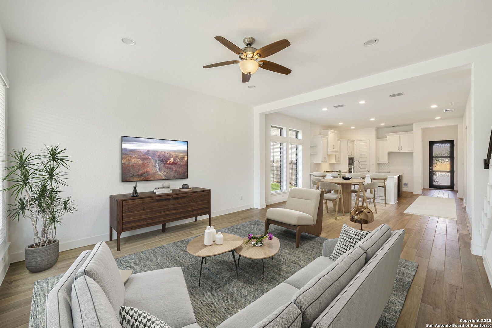 property viewer photo 14