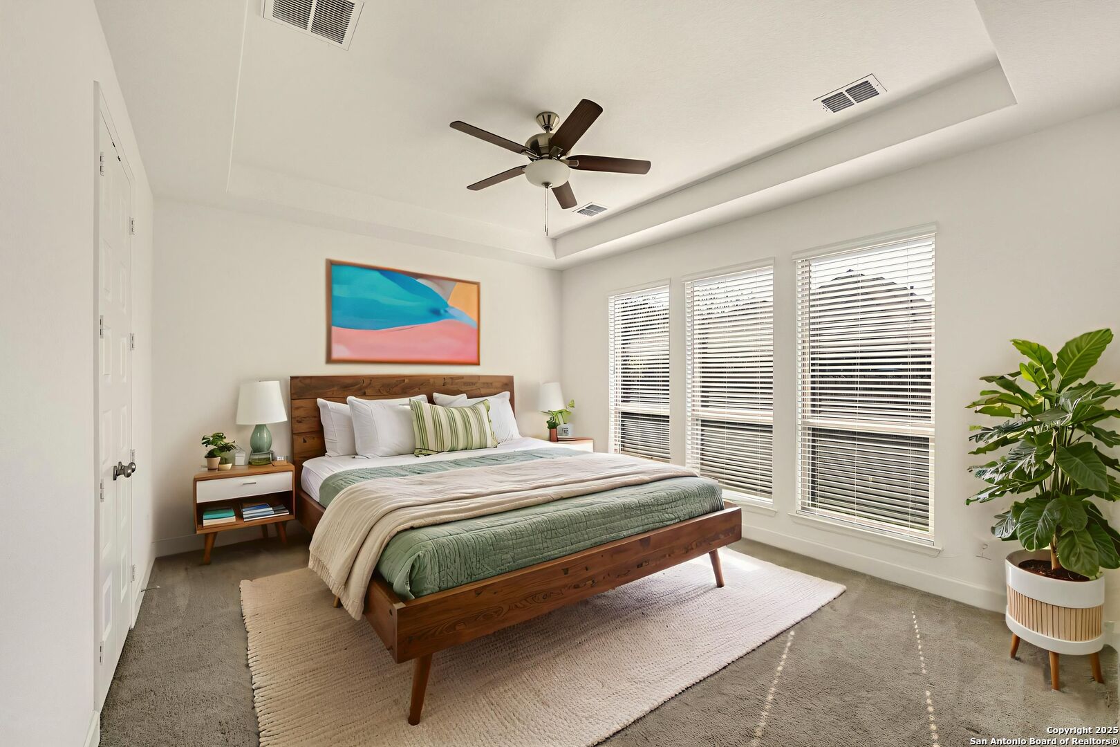 property viewer photo 16