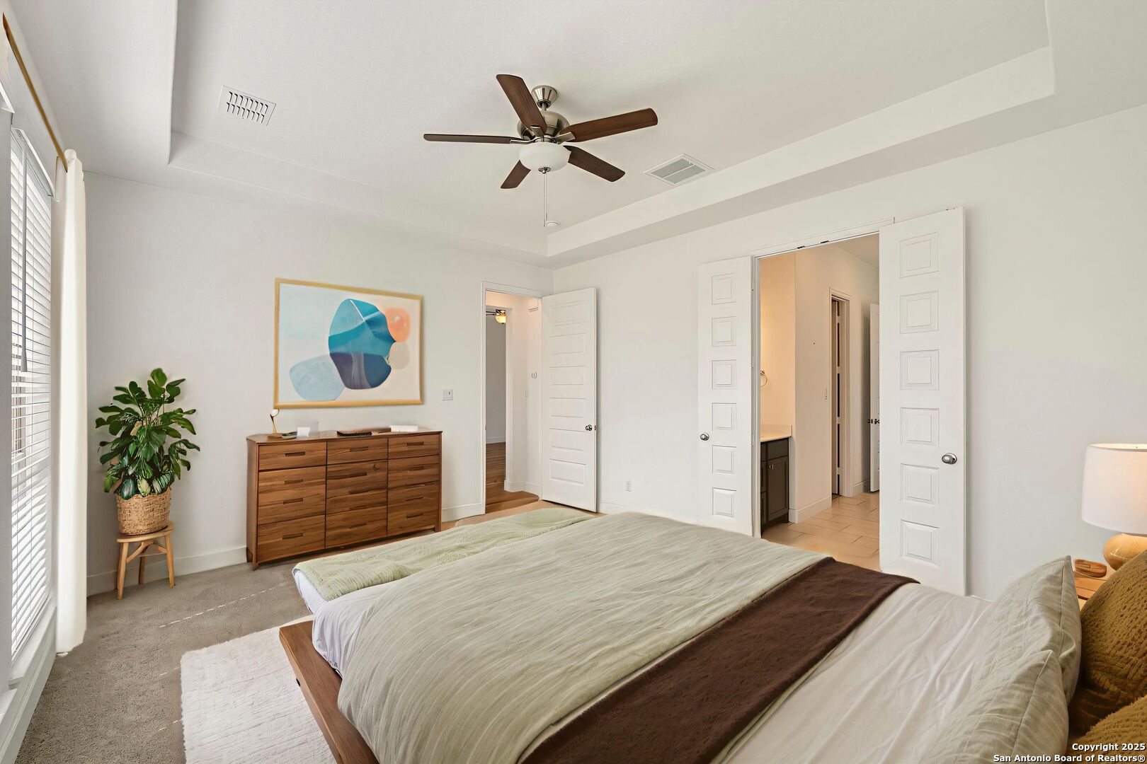 property viewer photo 18