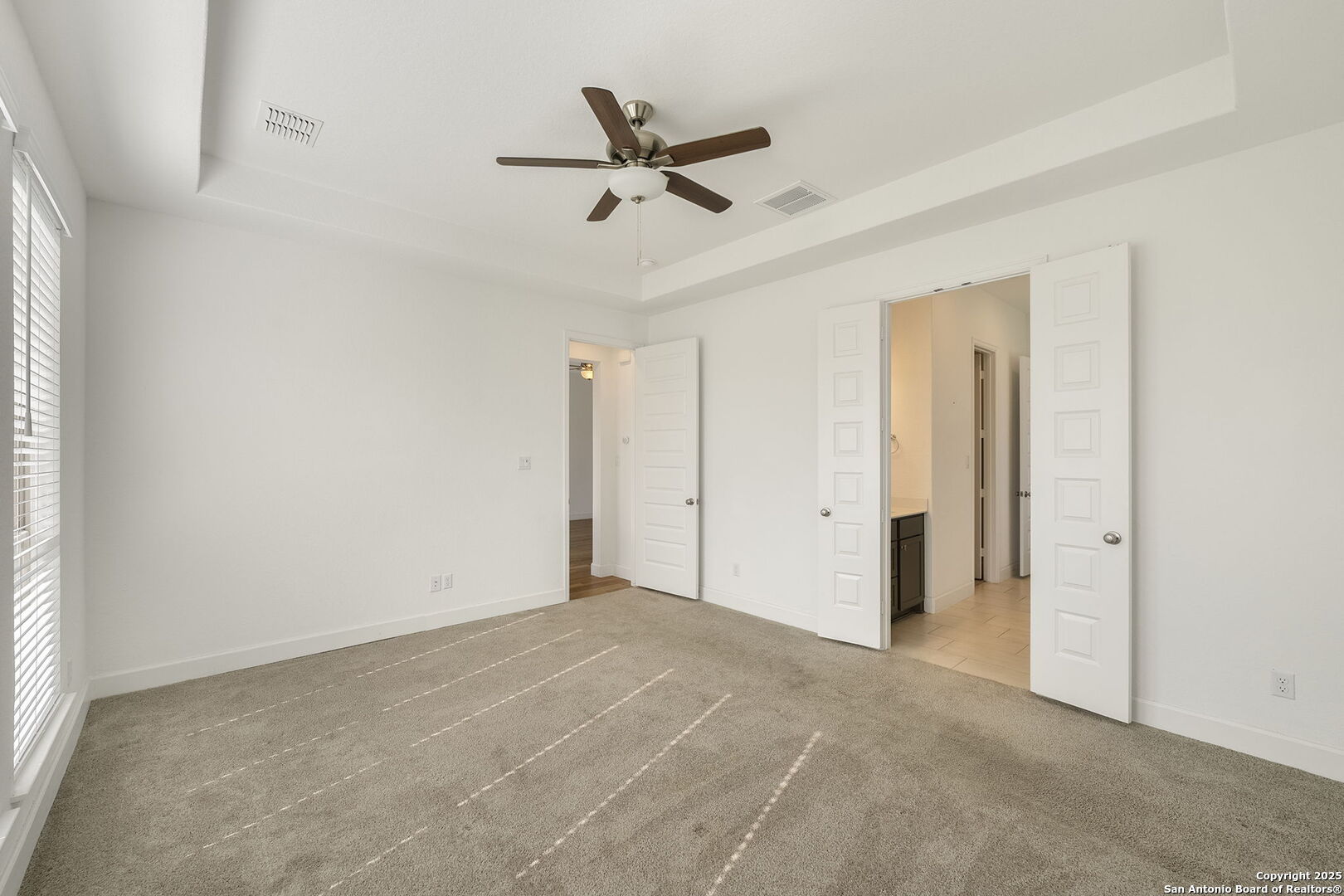 property viewer photo 19