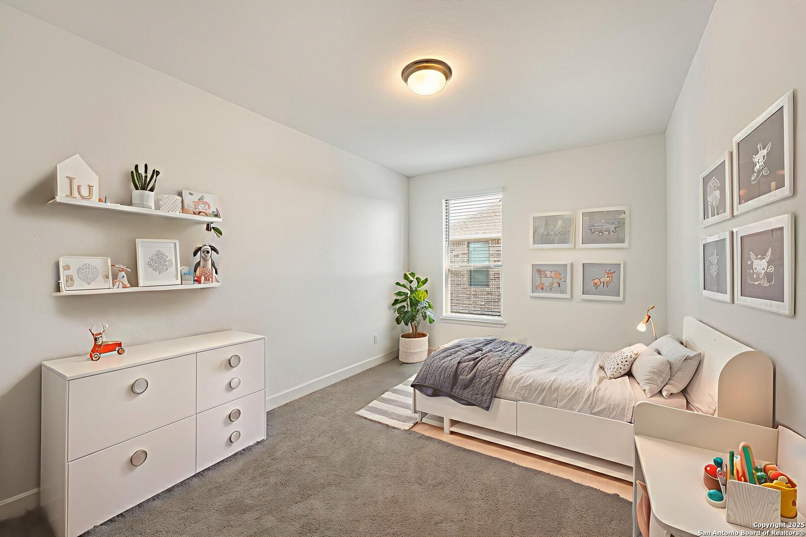 property viewer photo 37