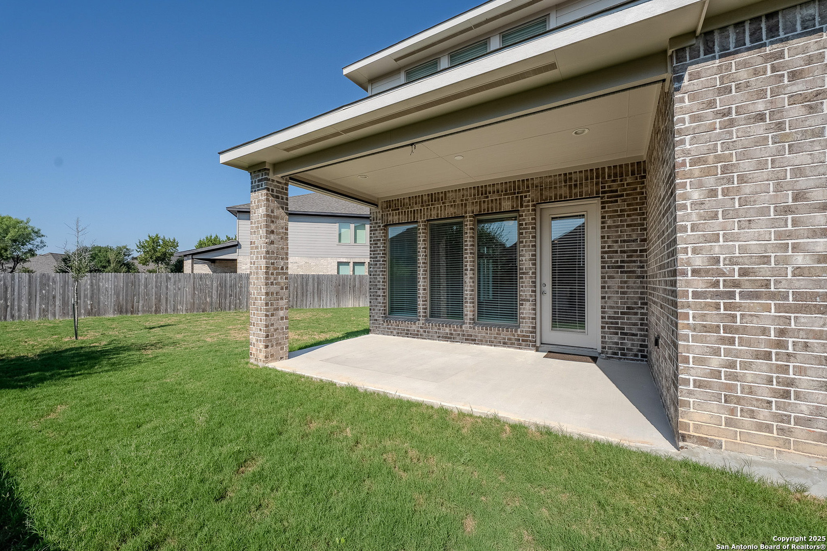property viewer photo 43