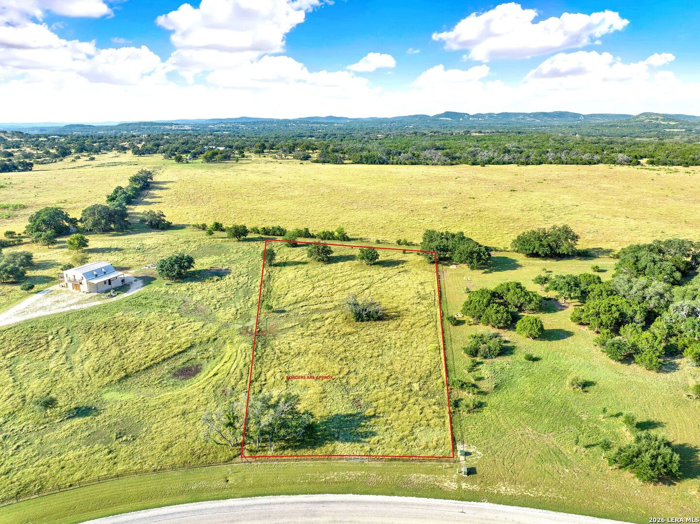 main property photo 14