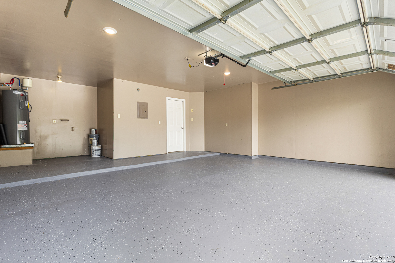 property viewer photo 29