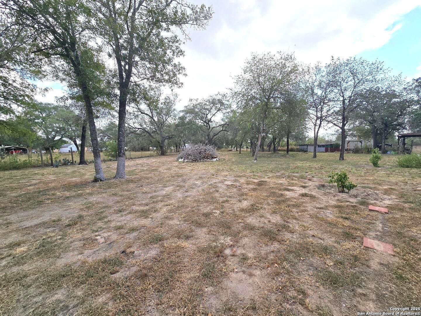 main property photo 31