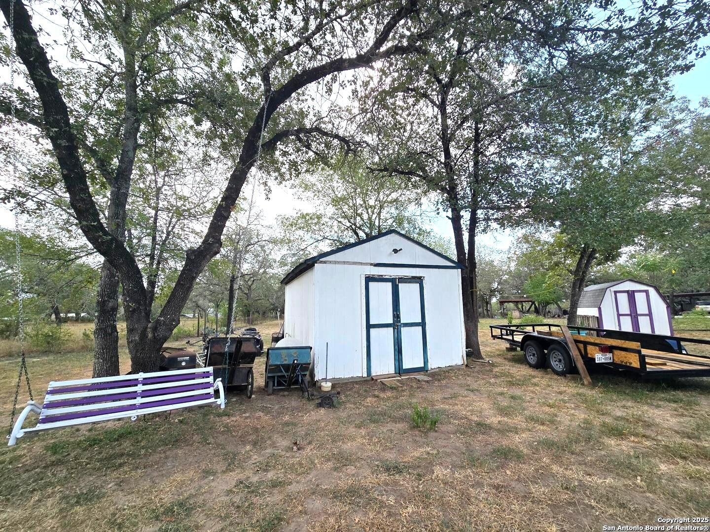 main property photo 32