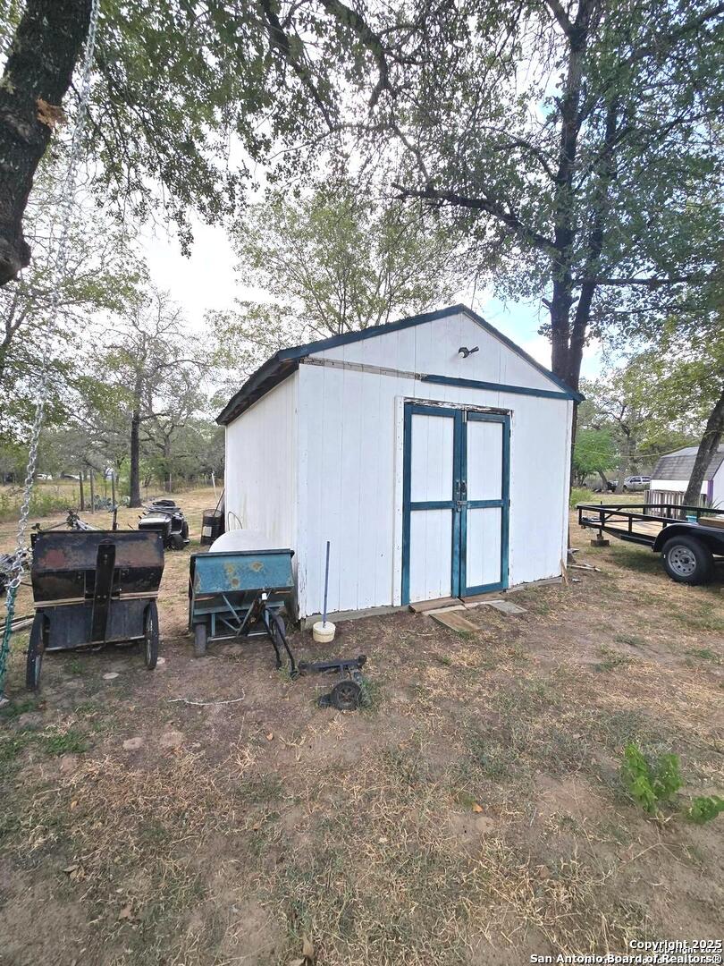 main property photo 34