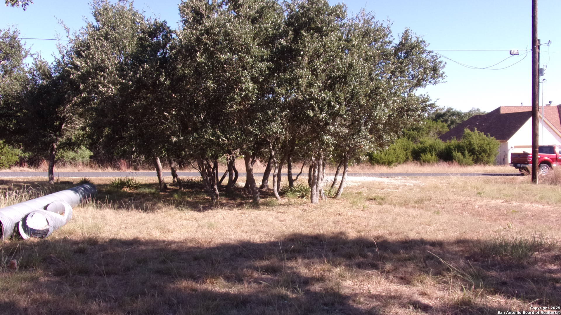 main property photo 9