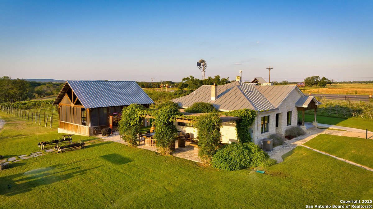 main property photo 17