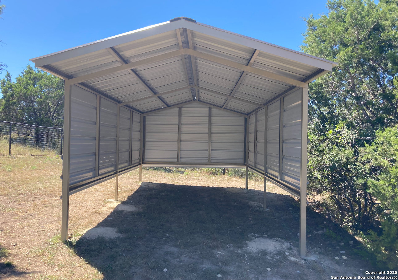 main property photo 26