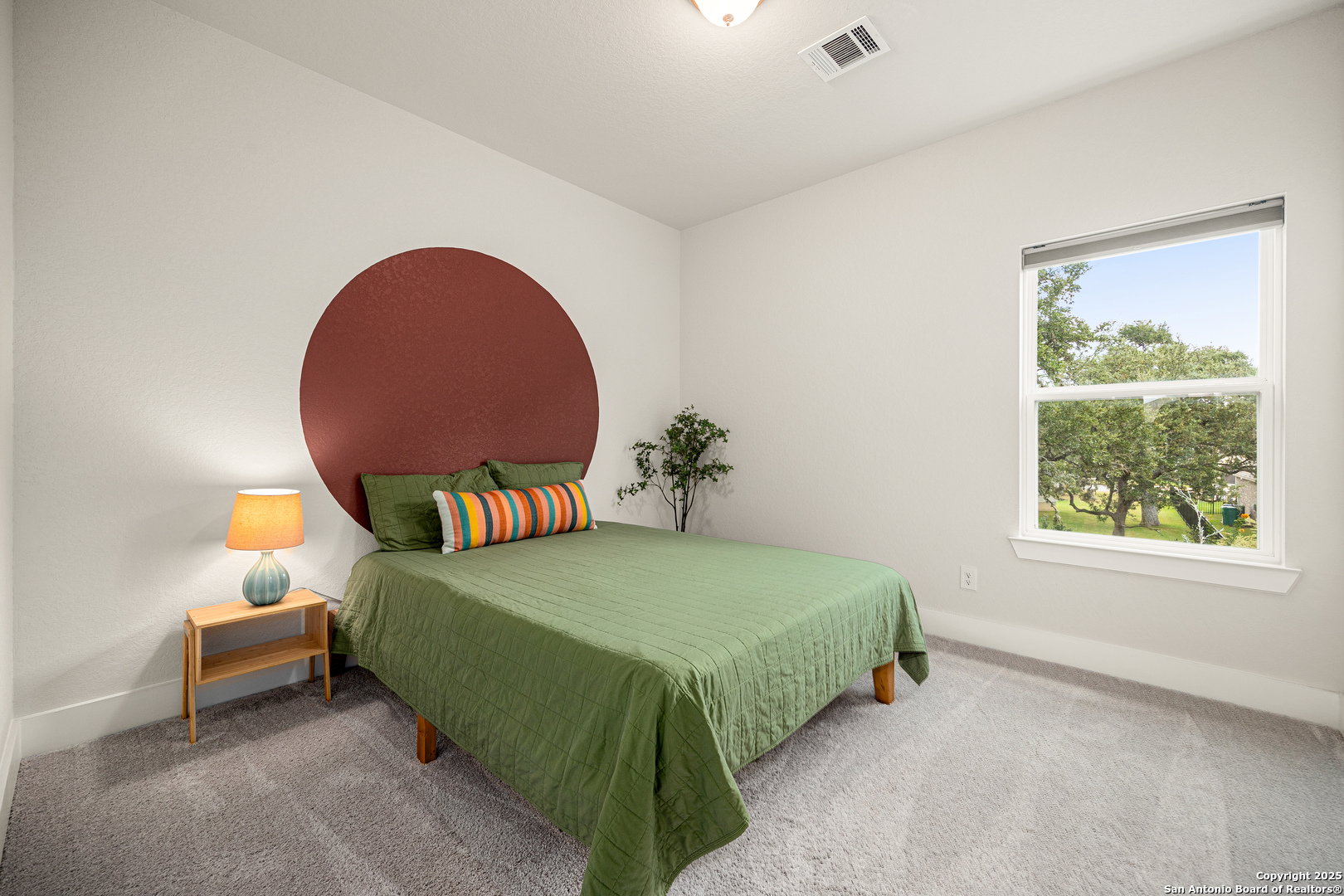 property viewer photo 26