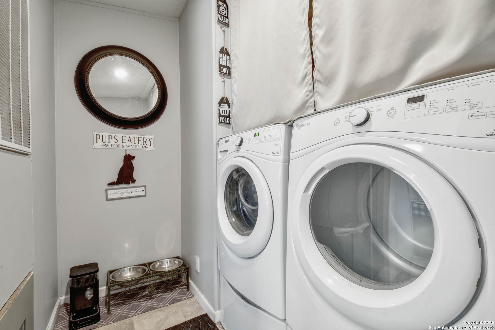 property viewer photo 20