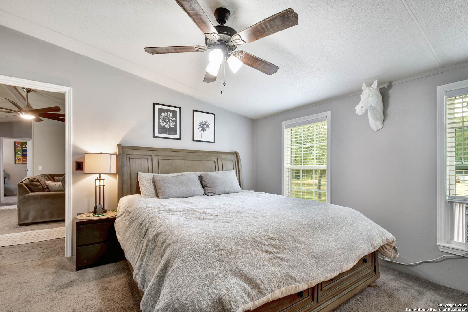 property viewer photo 22