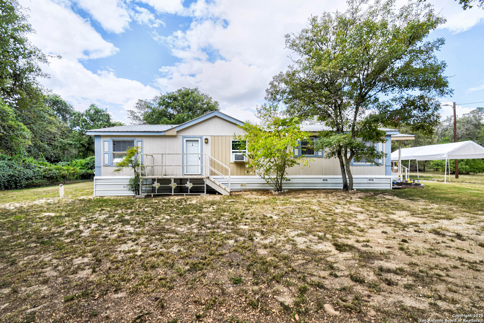property viewer photo 8