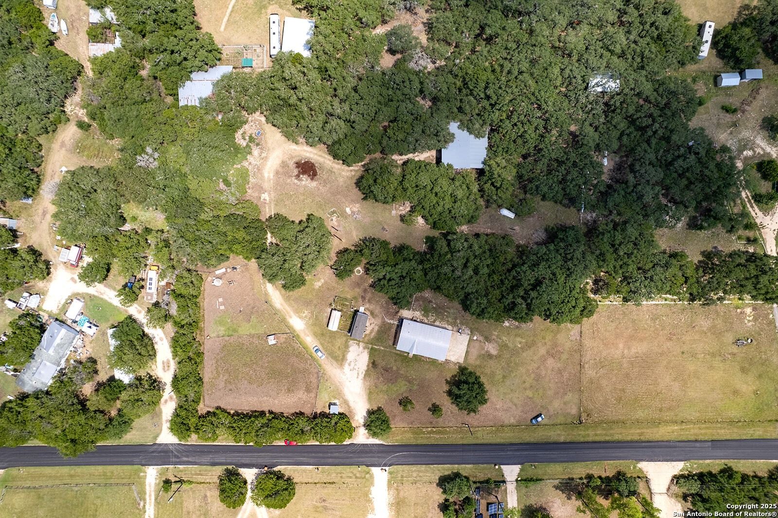 main property photo 23