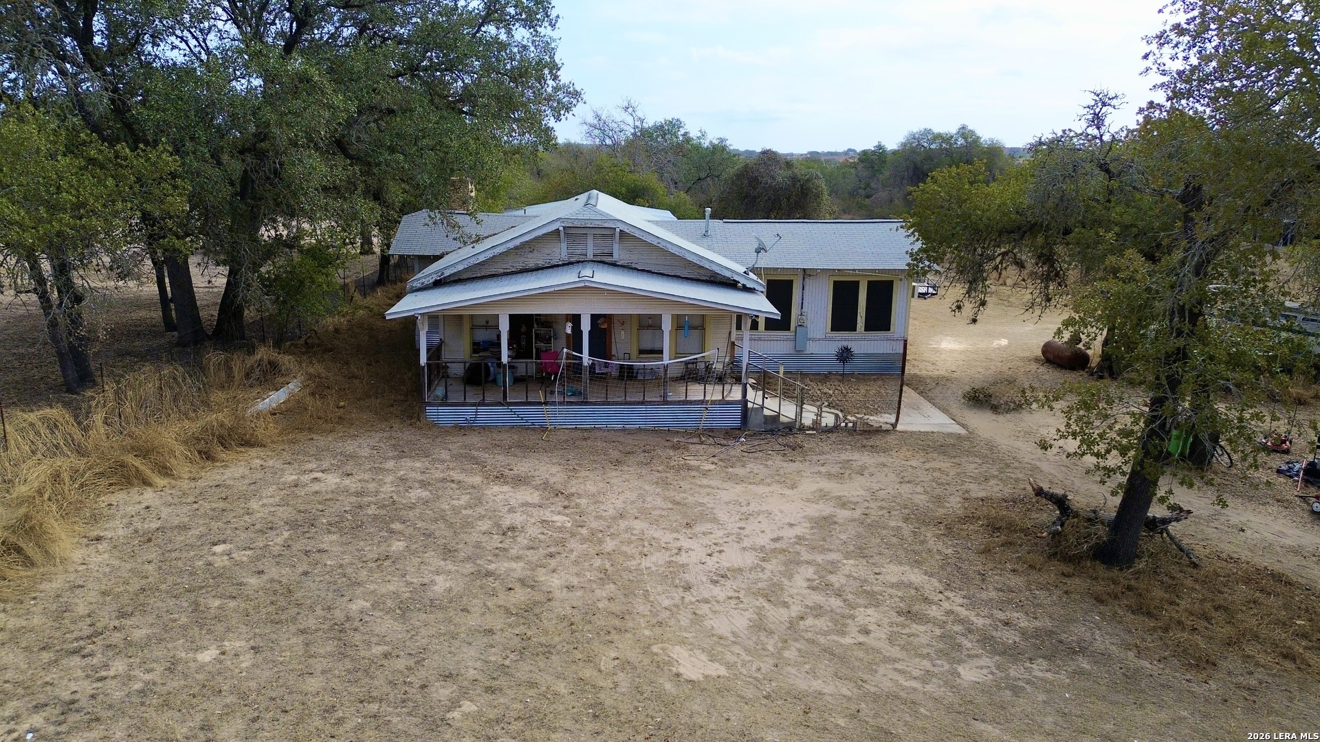 main property photo 2