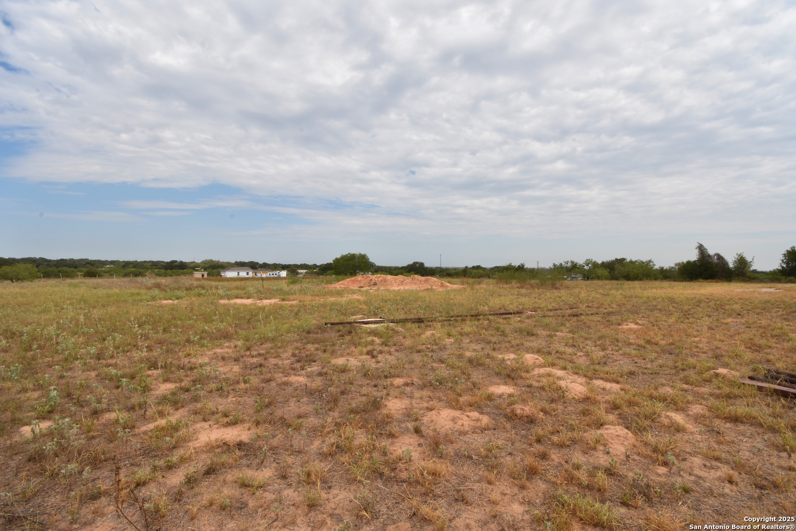 main property photo 13