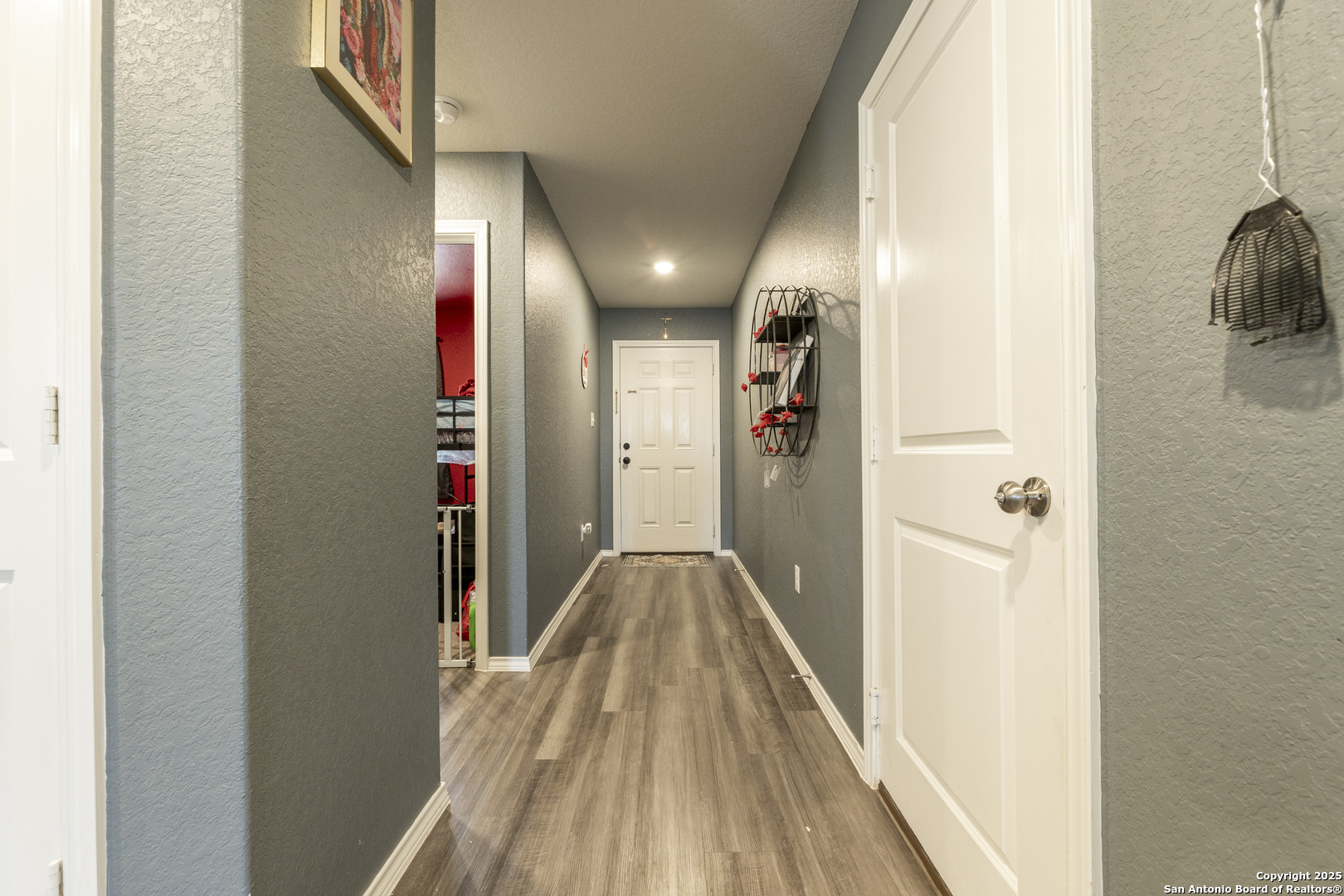 property viewer photo 5