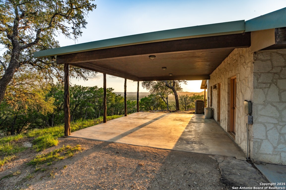 main property photo 39