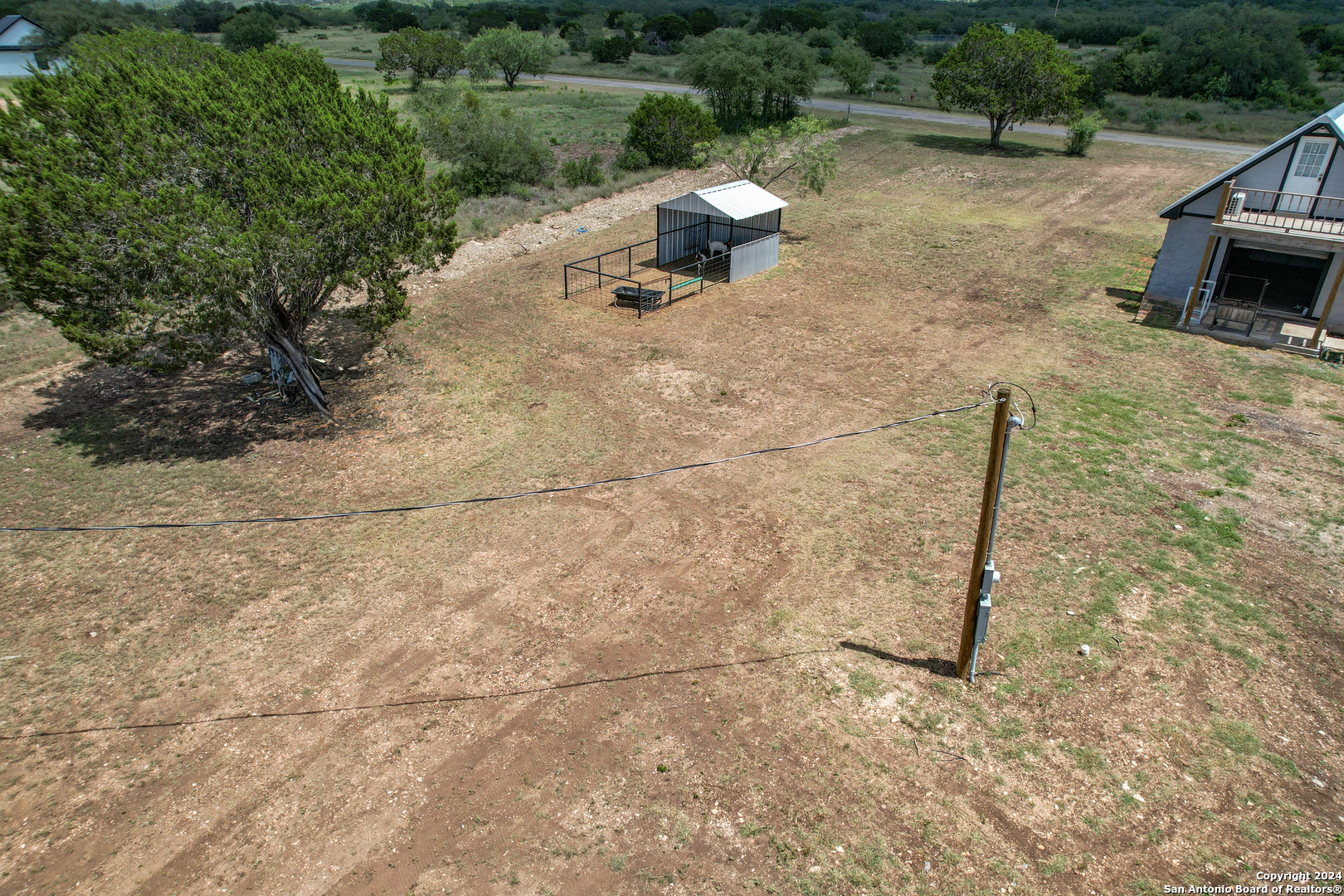 main property photo 12