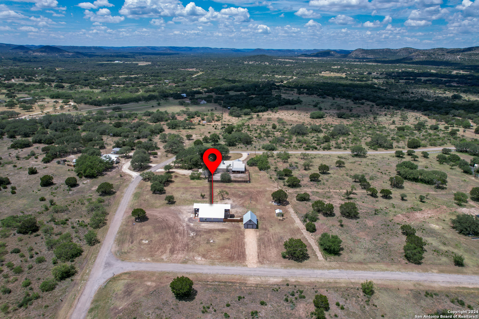 main property photo 16