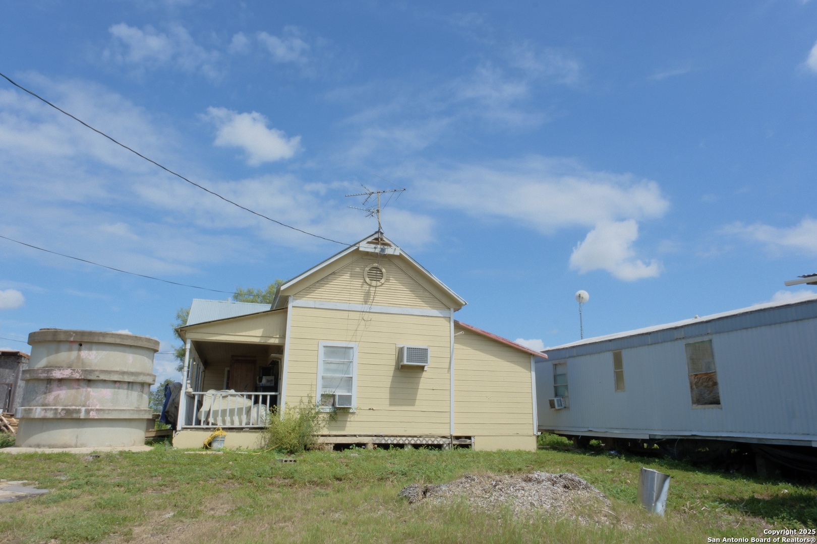 property viewer photo 19