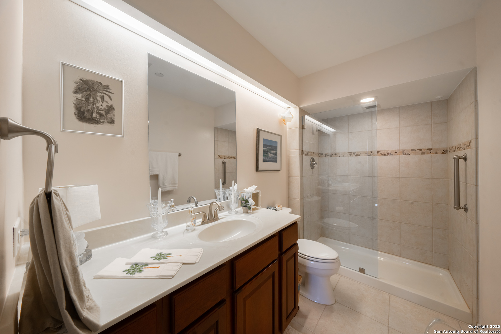 property viewer photo 19
