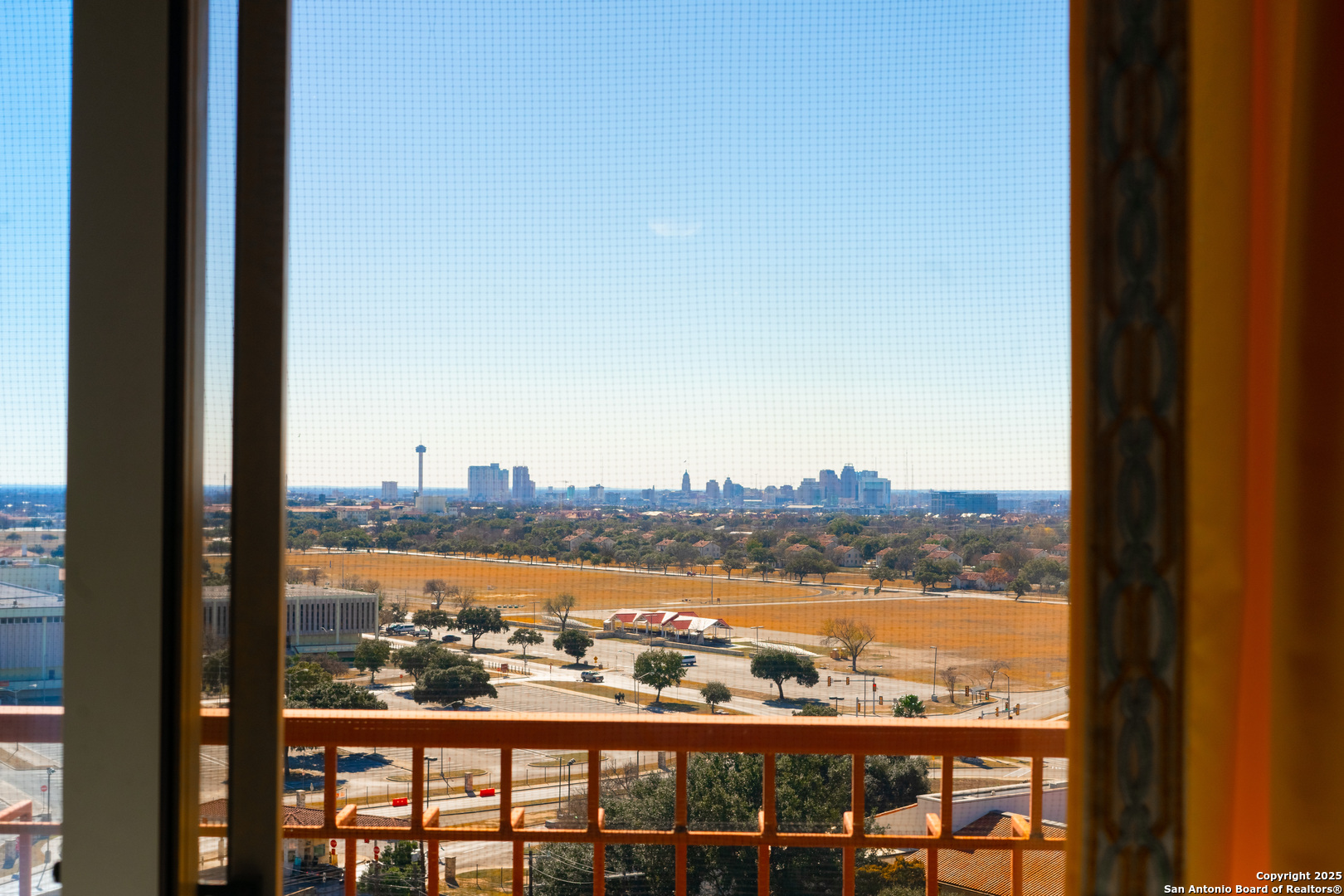 property viewer photo 2