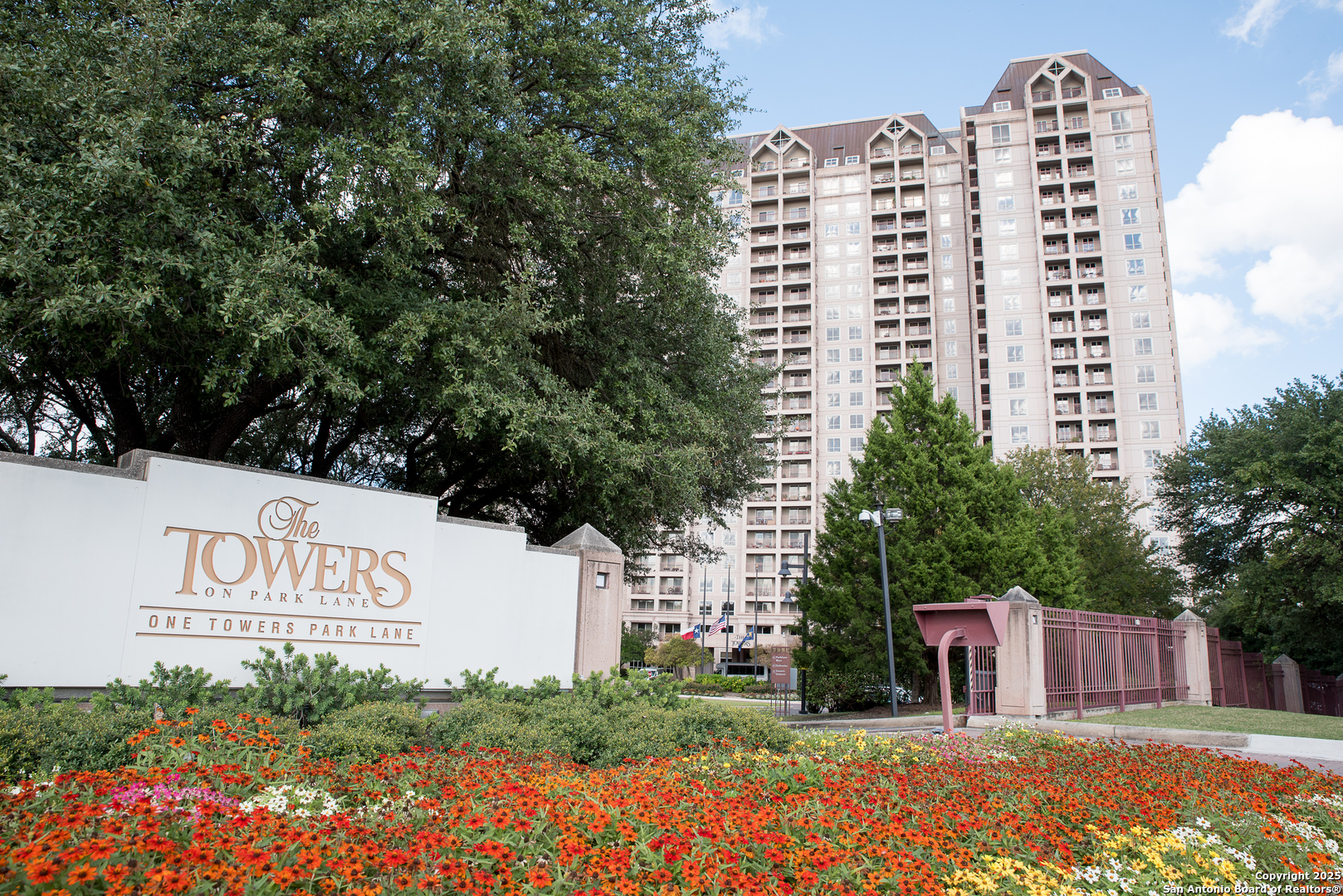 property viewer photo 25
