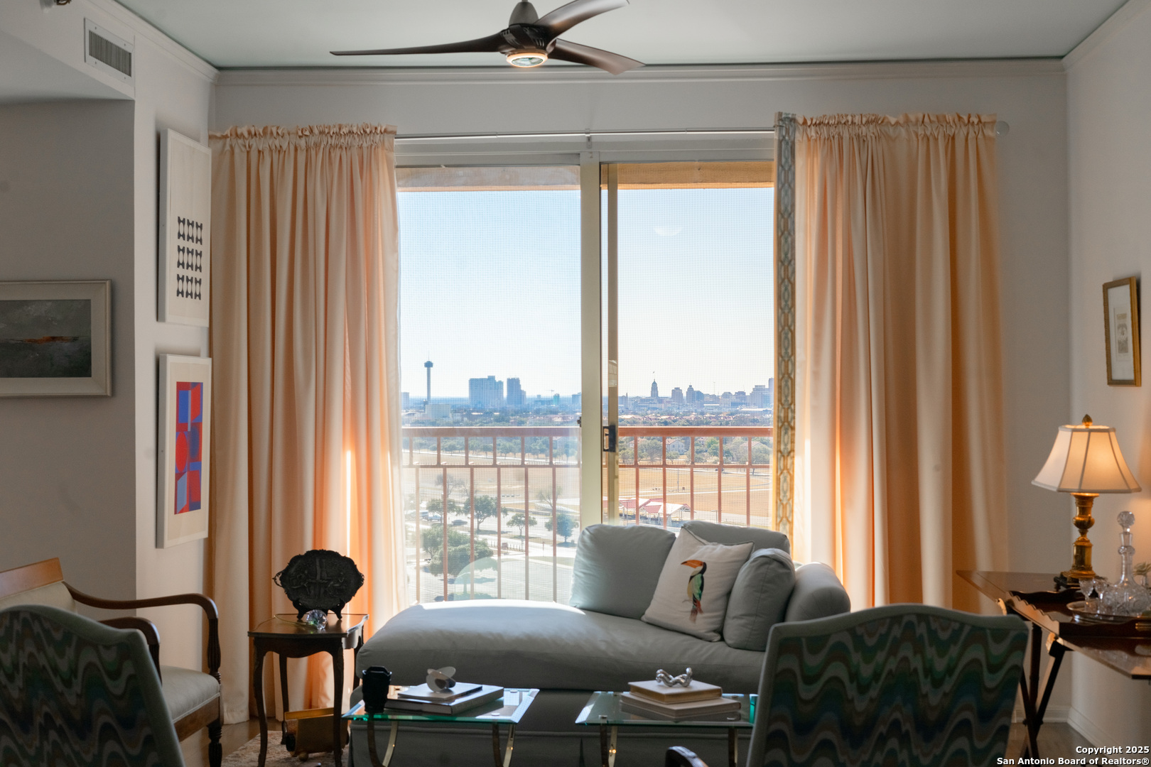 property viewer photo 4
