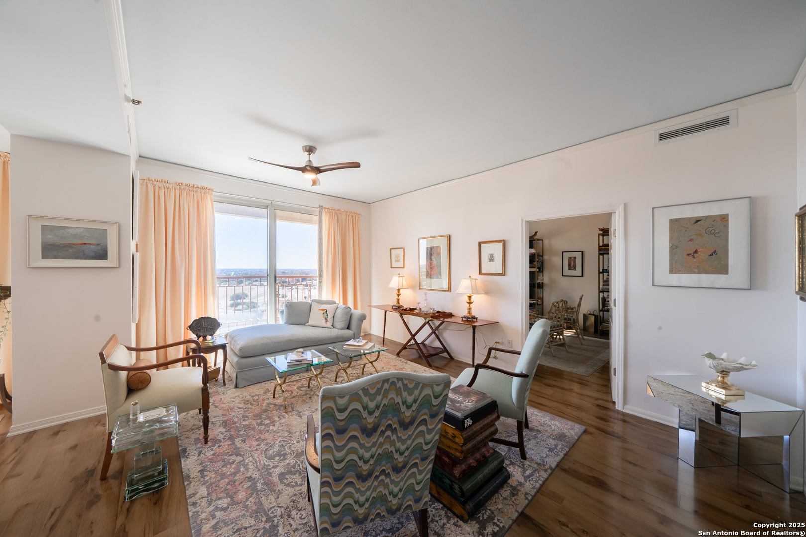 property viewer photo 5