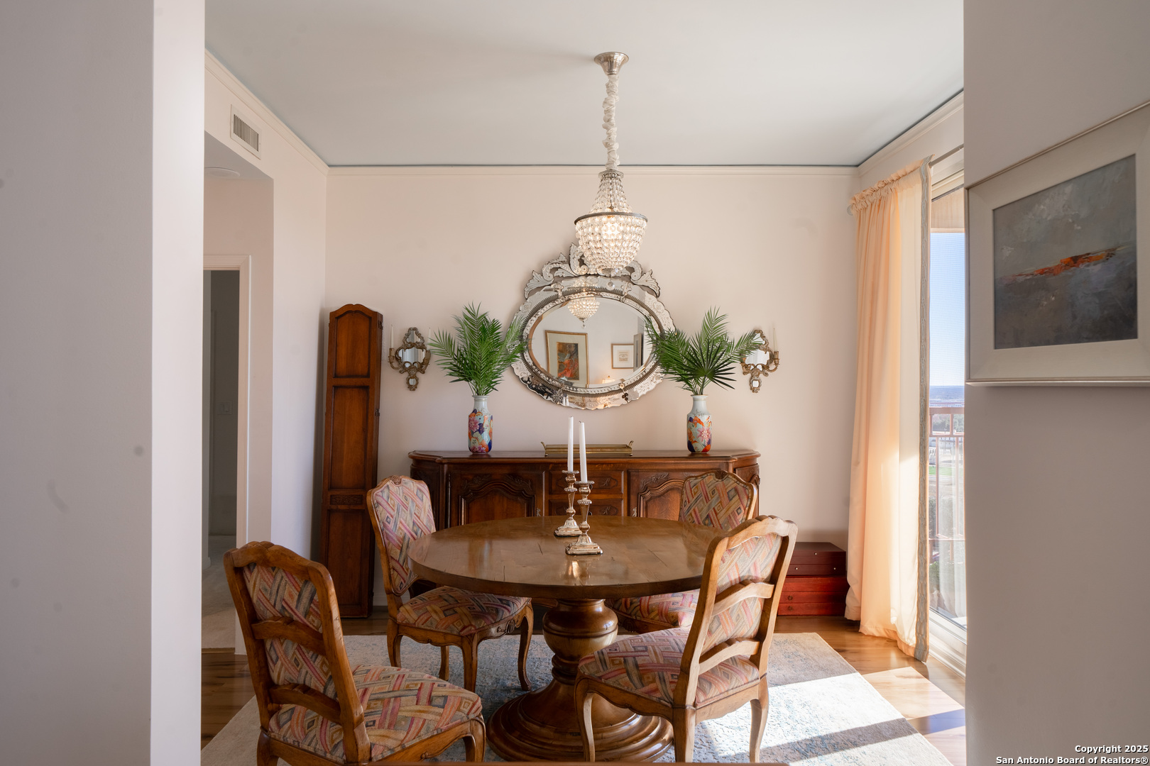 property viewer photo 9