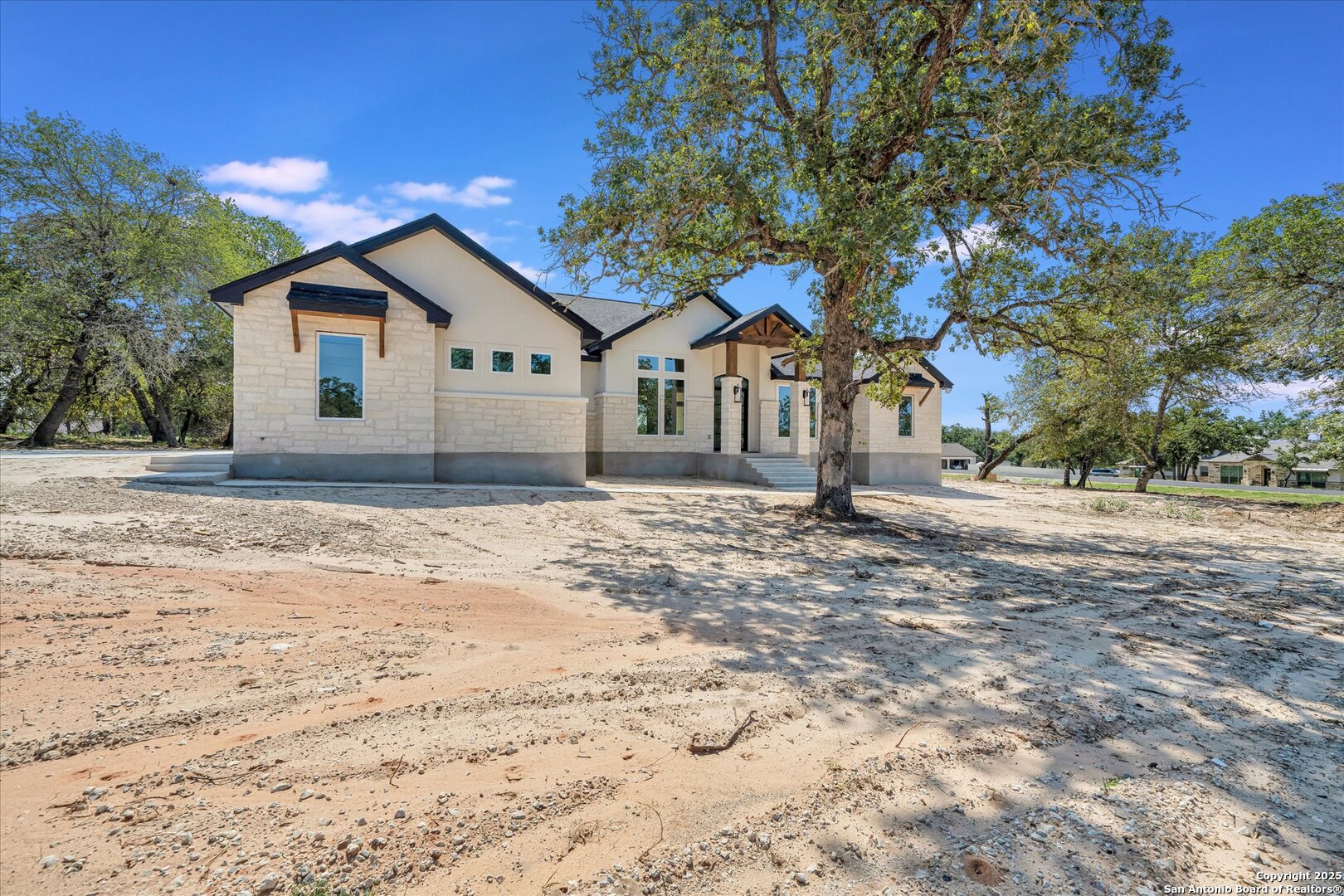 property viewer photo 1