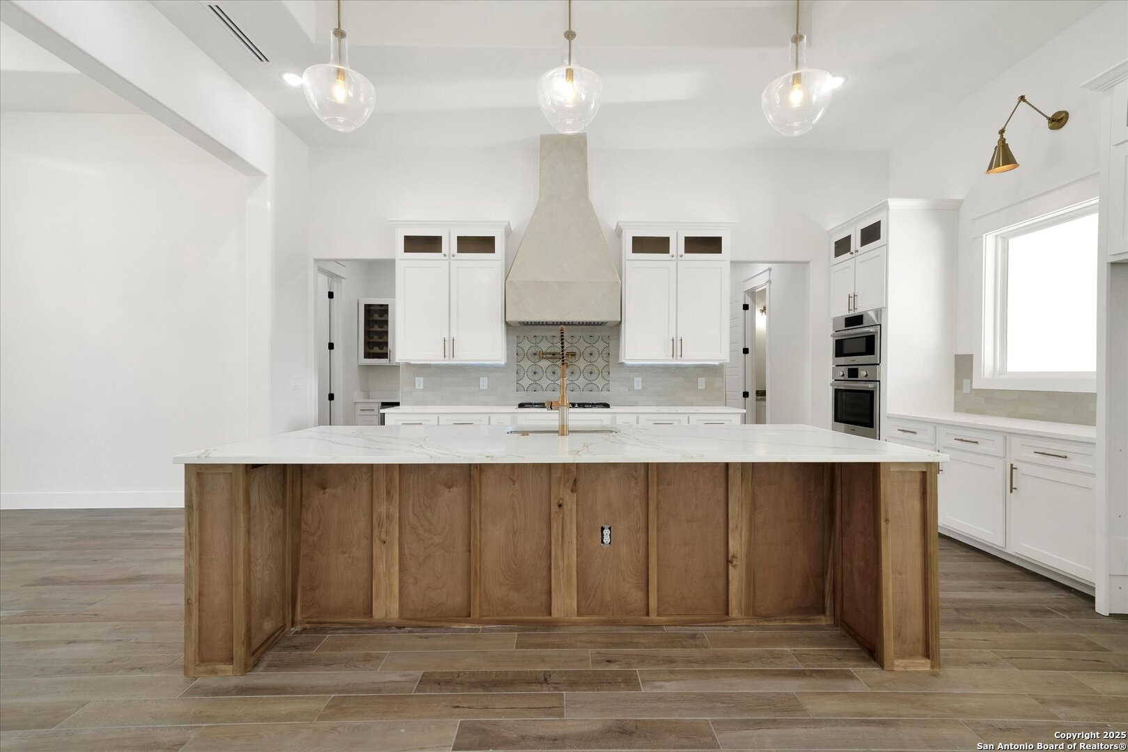 property viewer photo 11