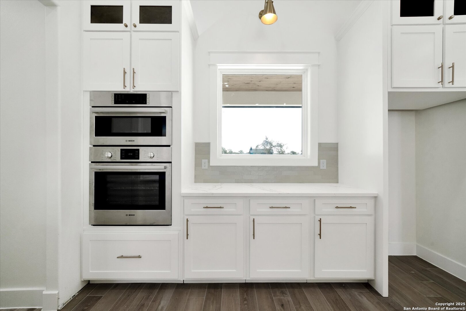 property viewer photo 16