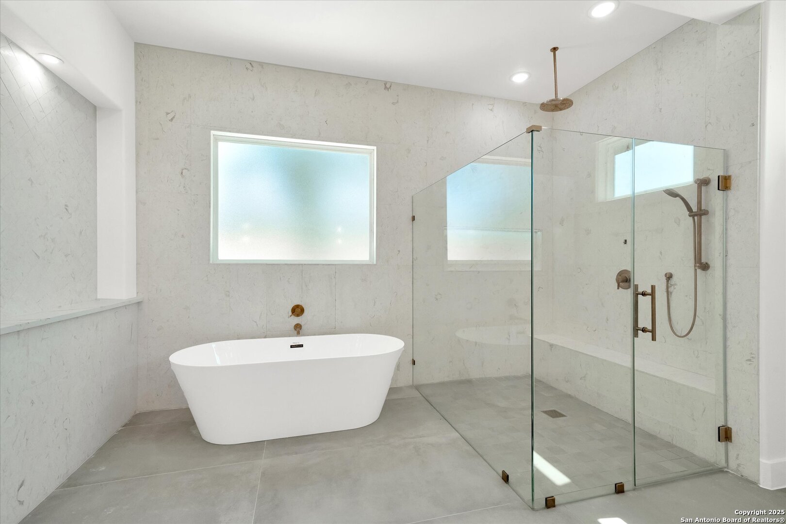 property viewer photo 24