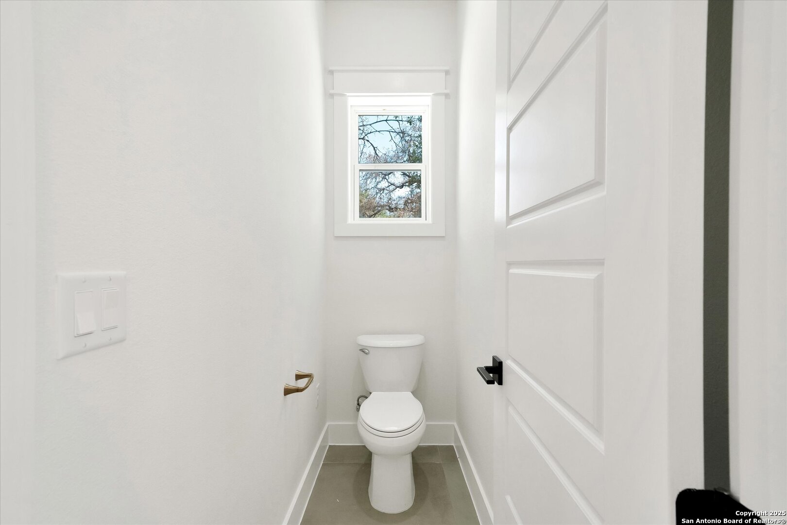 property viewer photo 26