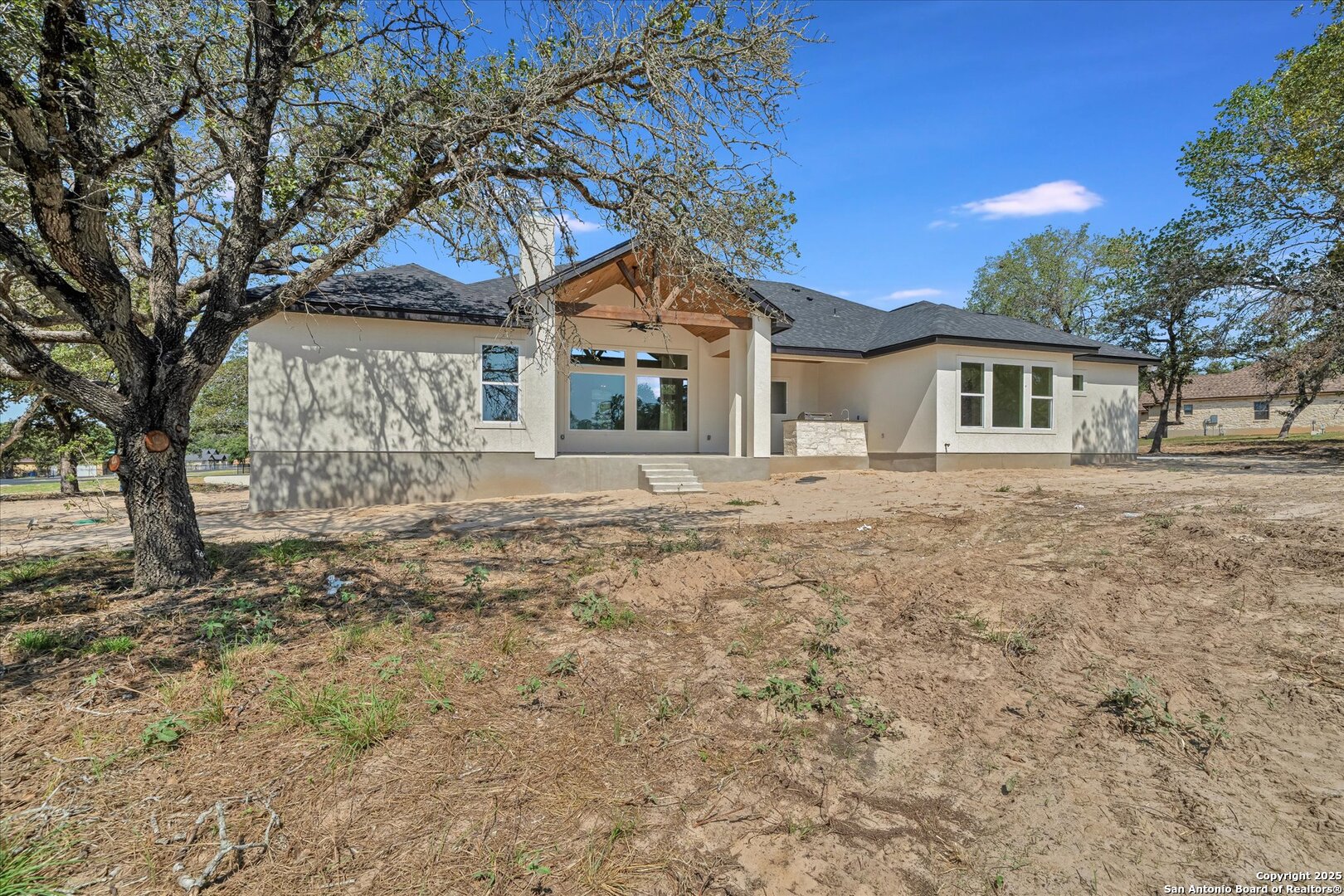 property viewer photo 40