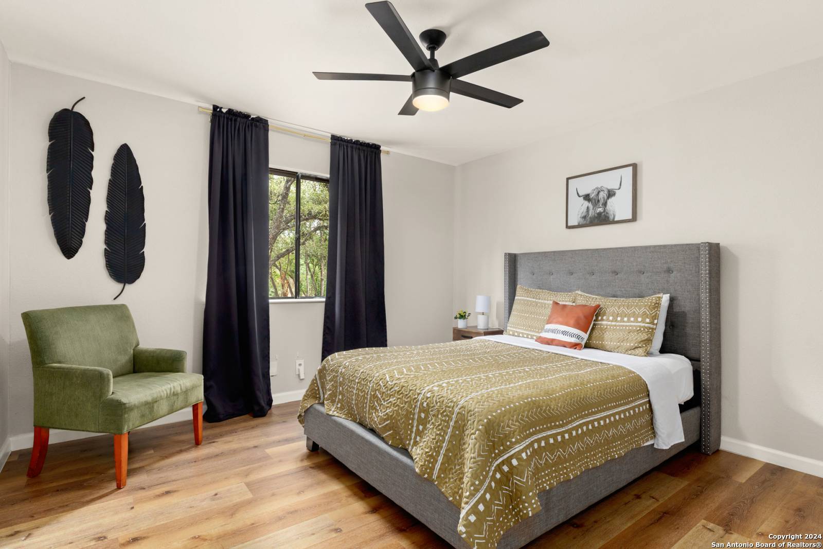 property viewer photo 32