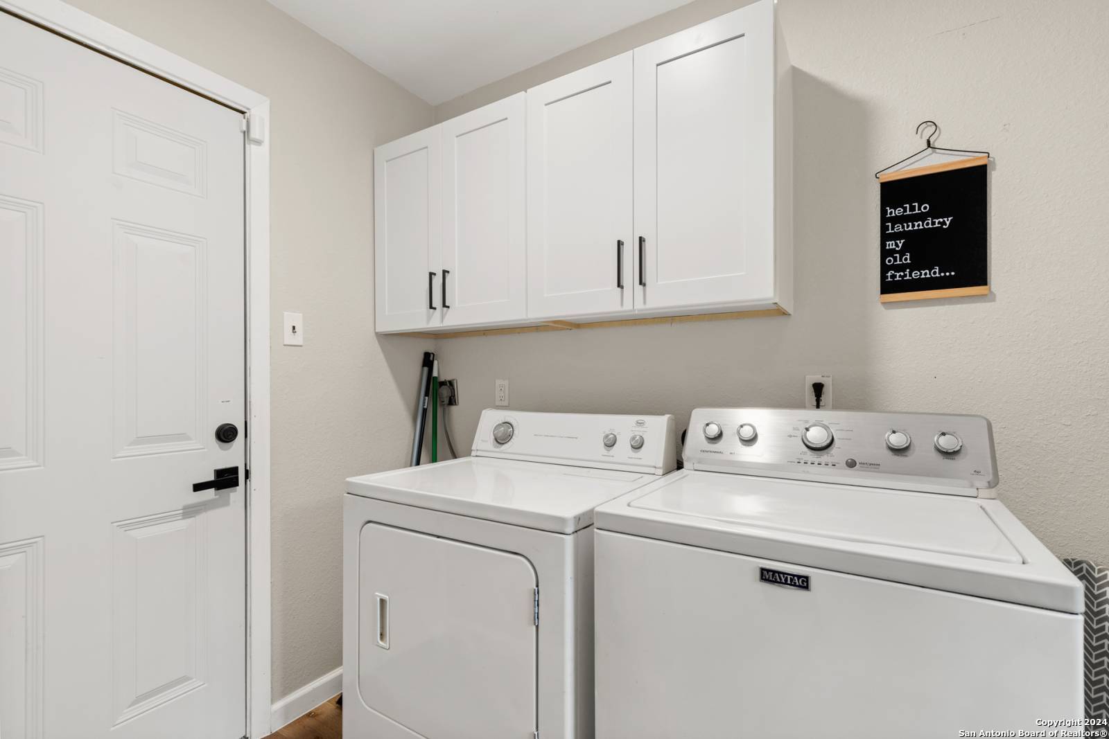 property viewer photo 34